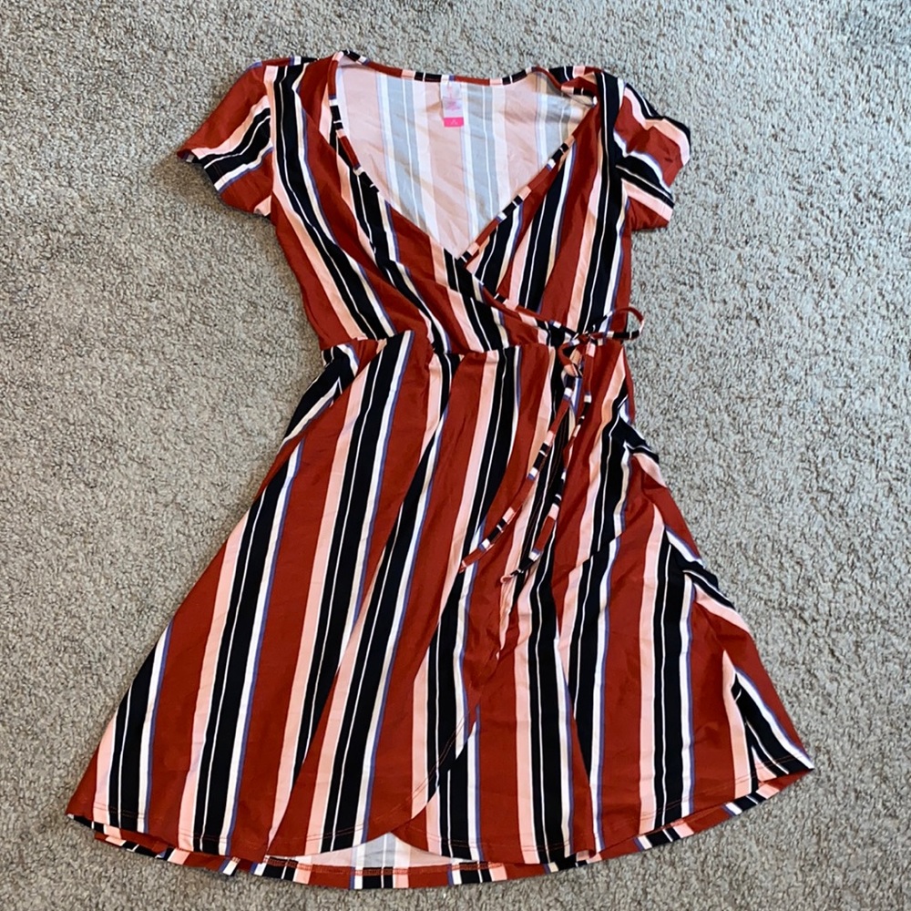 Never been worth No Boundaries stripped dress.